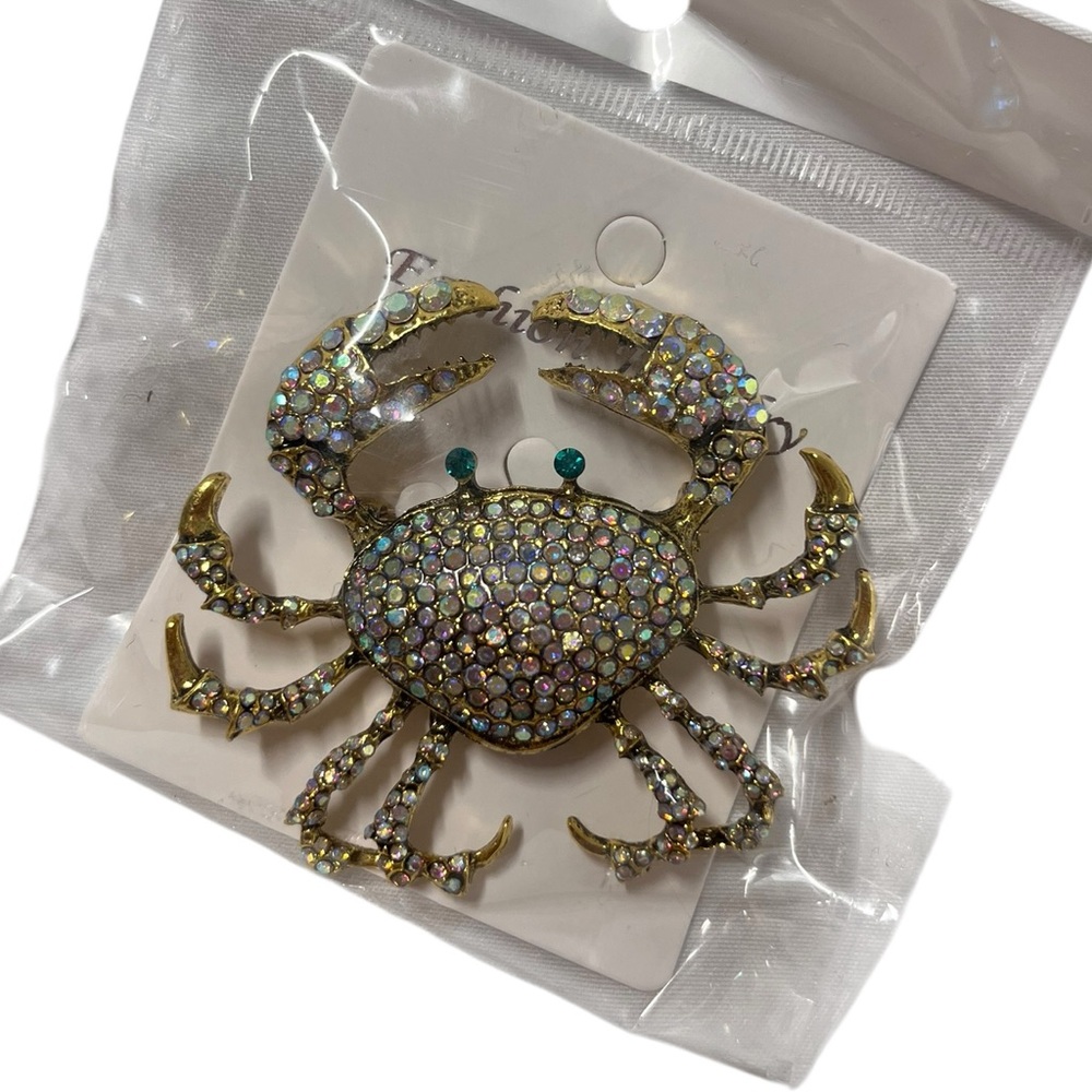 MAXIMALIST Rhinestone Crystal Coastal Crab Lapel Pin Brooch Tuxedo - Picture 4 of 4